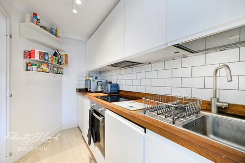 1 bedroom apartment for sale, Lansdowne Lane, London