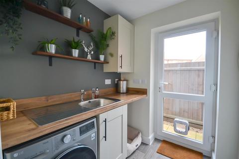 13 Barry Close, Radcliffe On Trent, Nottingham, NG12 1DY
