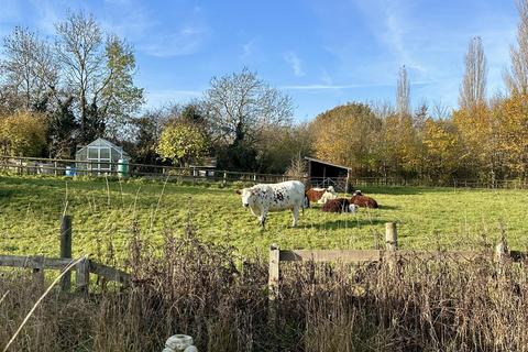 3 bedroom semi-detached house for sale, Hadrians Walk, Alcester