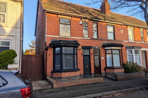 3 bedroom terraced house to rent, Victoria Road, Wolverhampton, WV11