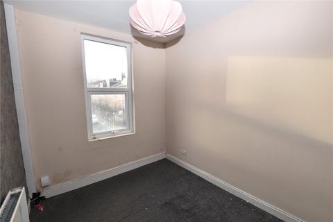 60 Harlech Road, Leeds, LS11 7DG