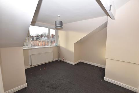 60 Harlech Road, Leeds, LS11 7DG