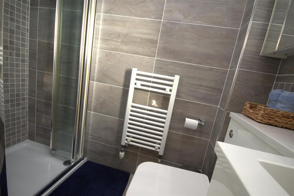 En Suite Shower Room