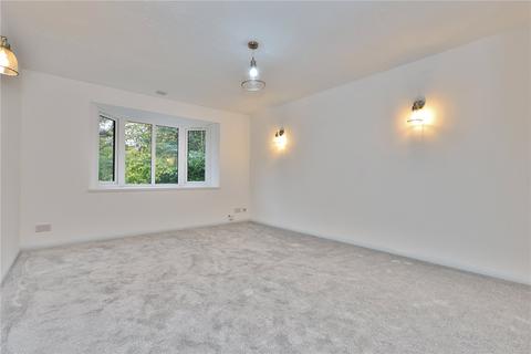 2 bedroom apartment for sale, Foxhills, Woking, Surrey, GU21