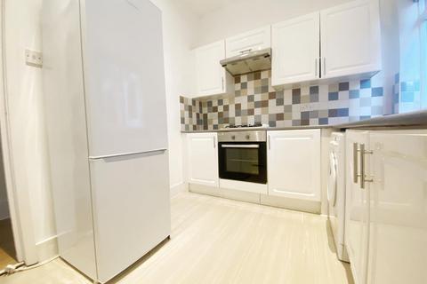 2 bedroom apartment to rent, Riffel Road, Willesden Green