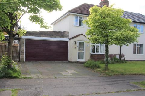 3 bedroom semi-detached house to rent, Georges Crescent, Grappenhall, Warrington