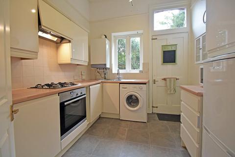 2 bedroom apartment to rent, Boyn Hill Avenue, Maidenhead, Berkshire, SL6