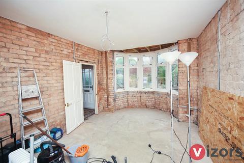 3 bedroom semi-detached house for sale, Birmingham Road, Redditch