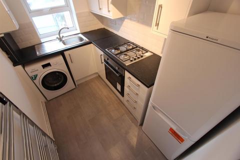 1 bedroom flat to rent, Broadstone Road, Stockport