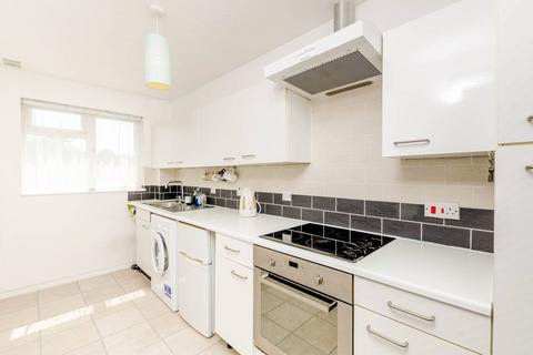 1 bedroom flat to rent, Rabournmead Drive, Northolt, UB5