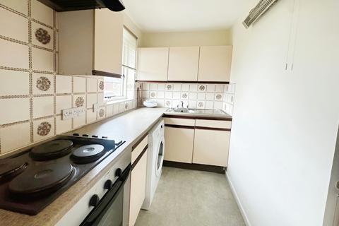 Studio to rent, Hellyer Way, Bourne End SL8