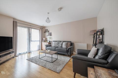 2 bedroom apartment for sale, Sutherland Road, London