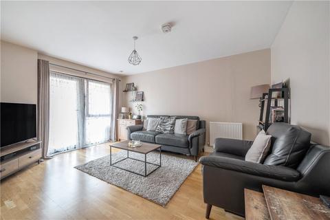 2 bedroom apartment for sale, Sutherland Road, London