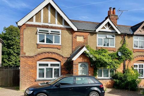 3 bedroom semi-detached house to rent, , Dunton Green