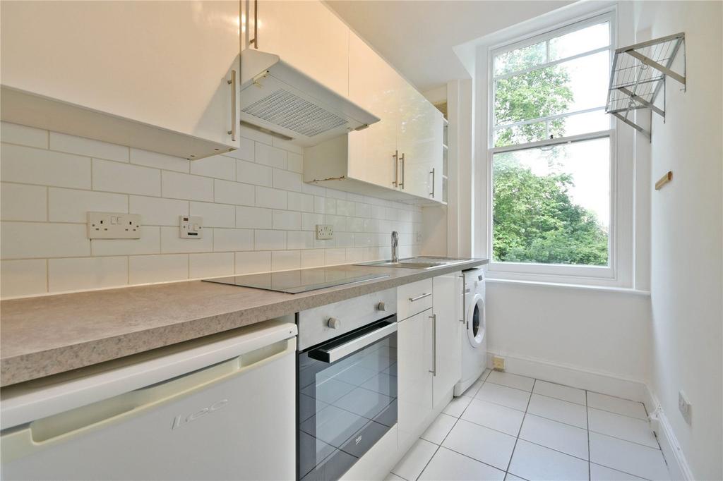 Apartment in London - View 3