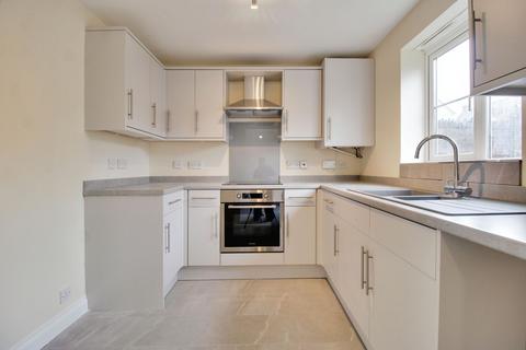 3 bedroom end of terrace house for sale, Caradon Walk, Swindon, SN25