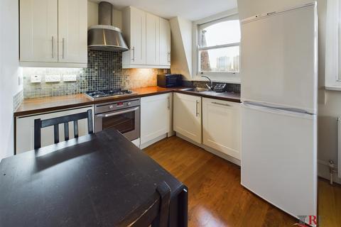 2 bedroom flat to rent, Gloucester Street, Pimlico, London, SW1V