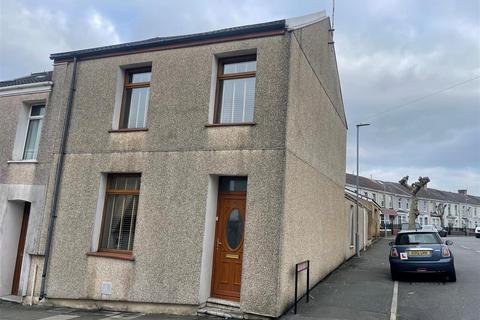 3 bedroom end of terrace house for sale, Bigyn Road, Llanelli