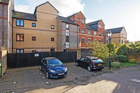 undefined, Maltings place,  Reading,  RG1