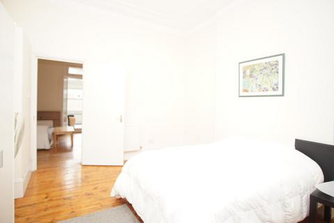 2 bedroom flat to rent, Stanwick Road, W148TL