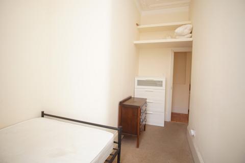 2 bedroom flat to rent, Stanwick Road, W148TL