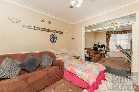 3 bedroom terraced house for sale, Norton Road, London