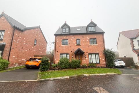 4 bedroom house to rent, Alder Way, Holmes Chapel, Crewe