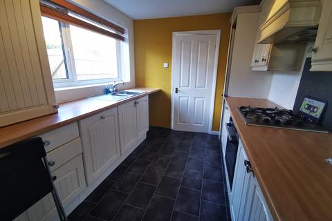 2 bedroom flat to rent, Thomas Street, Westerhope, Newcastle upon Tyne, NE5