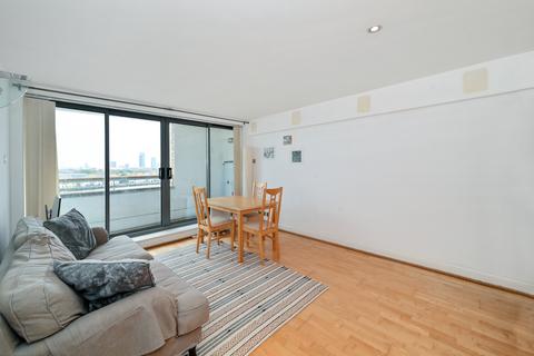 2 bedroom flat for sale, Chinnocks Wharf, London E14