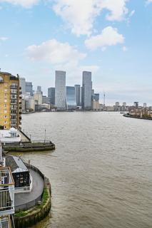 2 bedroom flat for sale, Chinnocks Wharf, London E14