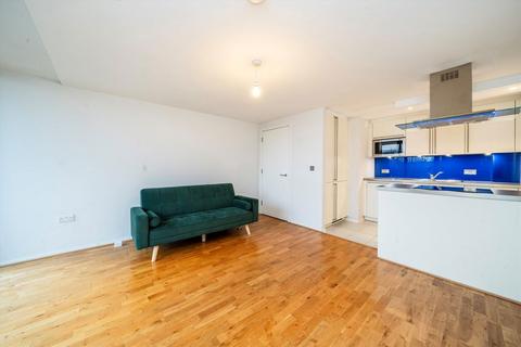 1 bedroom flat to rent, Great West Road, London W6