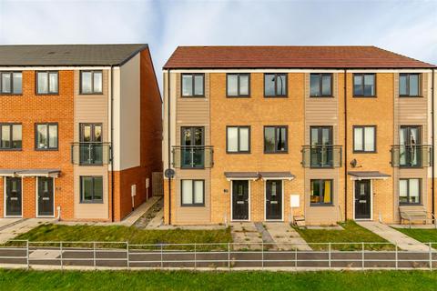 3 bedroom townhouse for sale, Willowbay Drive, Newcastle Upon Tyne, NE13