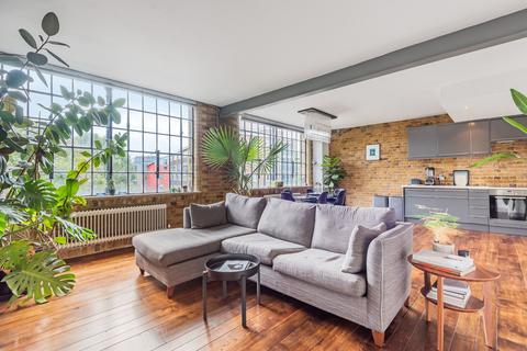 2 bedroom apartment to rent, Tanners Yard, 239 Long Lane, SE1