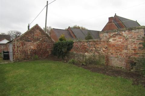 4 bedroom detached house to rent, Vineries, Boroughbridge, York