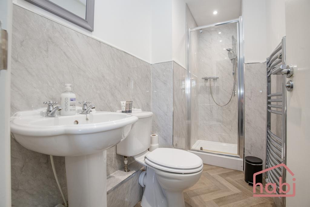 Ensuite1