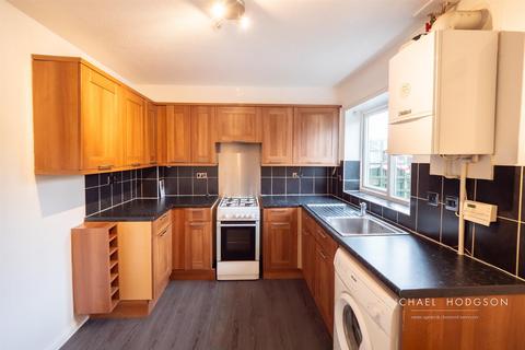 2 bedroom terraced house to rent, Kestrel Square, Downhill, Sunderland