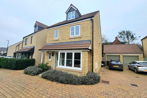 4 bedroom detached house for sale, Goldfinch Edge, Cam, Dursley