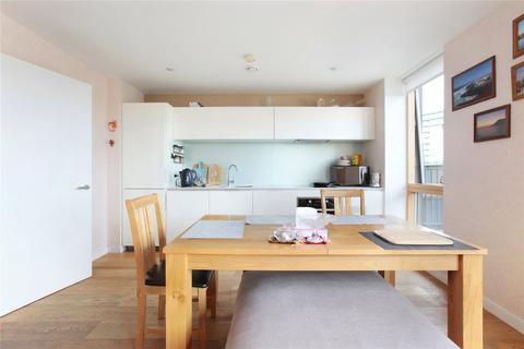 2 bedroom flat for sale, Hardwicks Square, Wandsworth, London