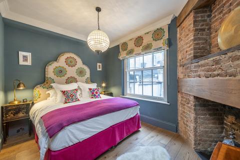 1 bedroom flat for sale, Monmouth Street, Seven Dials, London