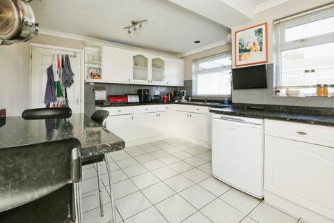 59 Apsley Way, Longthorpe, Peterborough, PE3 9NZ