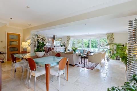 4 bedroom detached house for sale, Ashurst Close, Goring-By-Sea