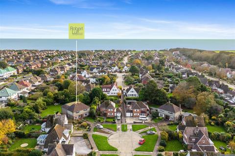 9 Ashurst Close, Goring By Sea, Worthing, BN12 4SP