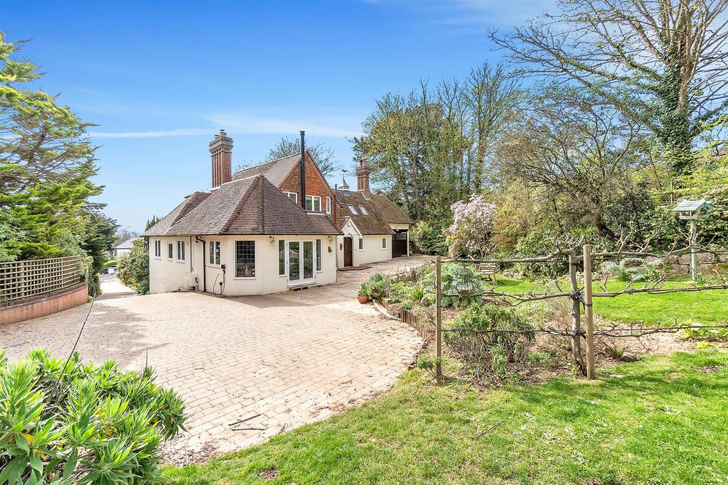 Moorcourt Lodge.8.jpg