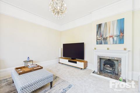 4 bedroom semi-detached house to rent, Trinity Place, Windsor, Berkshire, SL4
