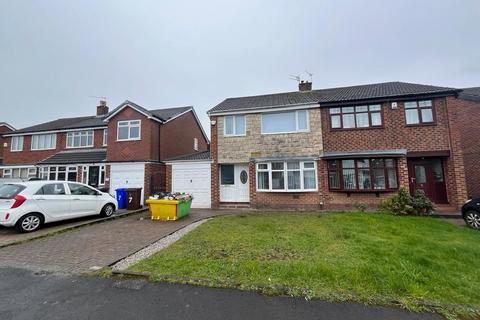 3 bedroom semi-detached house to rent, Malvern Avenue, Ashton-Under-Lyne OL6