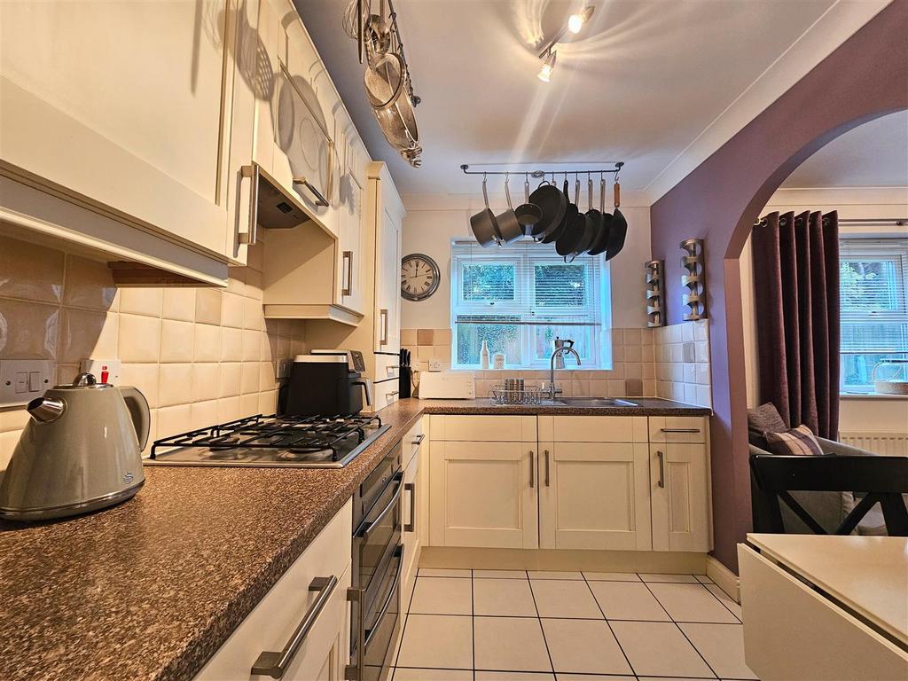 11 Cygnet Court 5