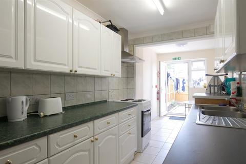 1 bedroom detached house to rent, Wisden Road, Stevenage