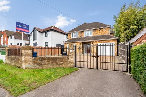 4 bedroom detached house for sale, Kingsway, Chalfont St. Peter, Gerrards Cross