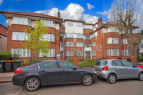 1 bedroom flat to rent, Crest Court, The Crest, Hendon, NW4