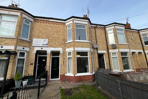 3 bedroom terraced house to rent, Swinburne Street, Hull, East Riding of Yorkshire, HU8